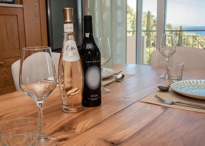 Anthoula * Katávolos